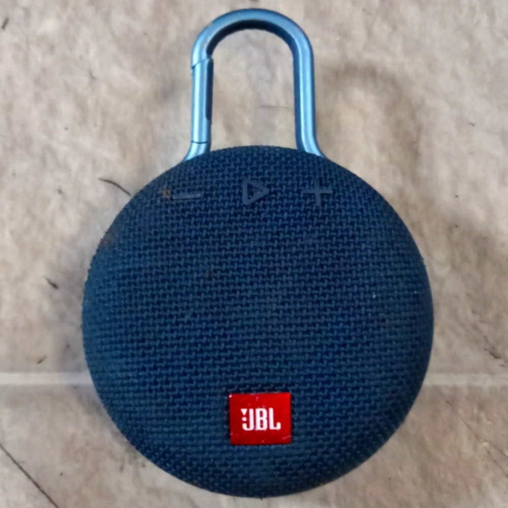 JBL CLIP 3 BLUETOOTH SPEAKER
